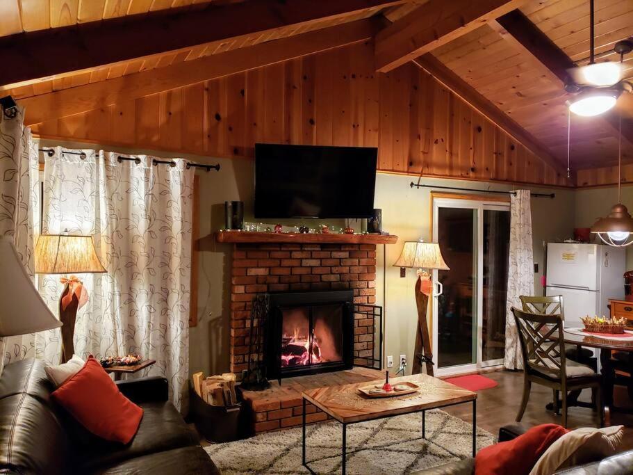 So Cozy Lazybeartime Private Hottub Villa Big Bear Lake Exterior photo